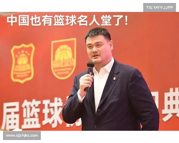 CBA赛事现场激情燃烧篮球殿堂球员拼搏球迷呐喊共享荣耀时刻 CBA赛事现场激情燃烧篮球殿堂球员拼搏球迷呐喊共享荣耀时刻